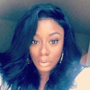 Meet your Posher, Lari-hotstuff